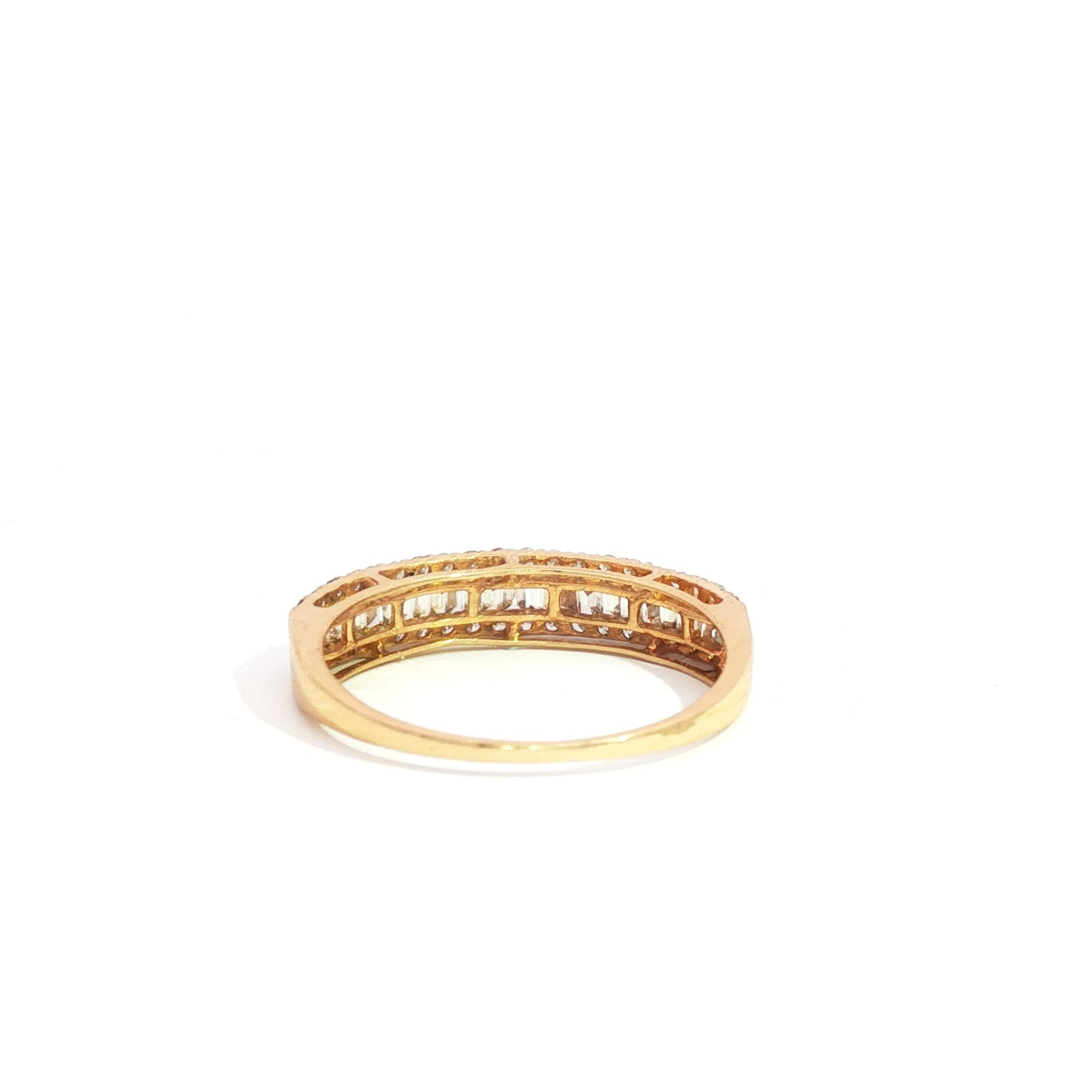 Yellow Gold Ring with Baguette Cut Diamonds